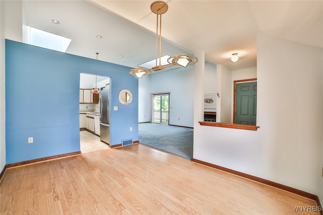 831 Robin Road Amherst, NY 14228 - Photo 17 of 49