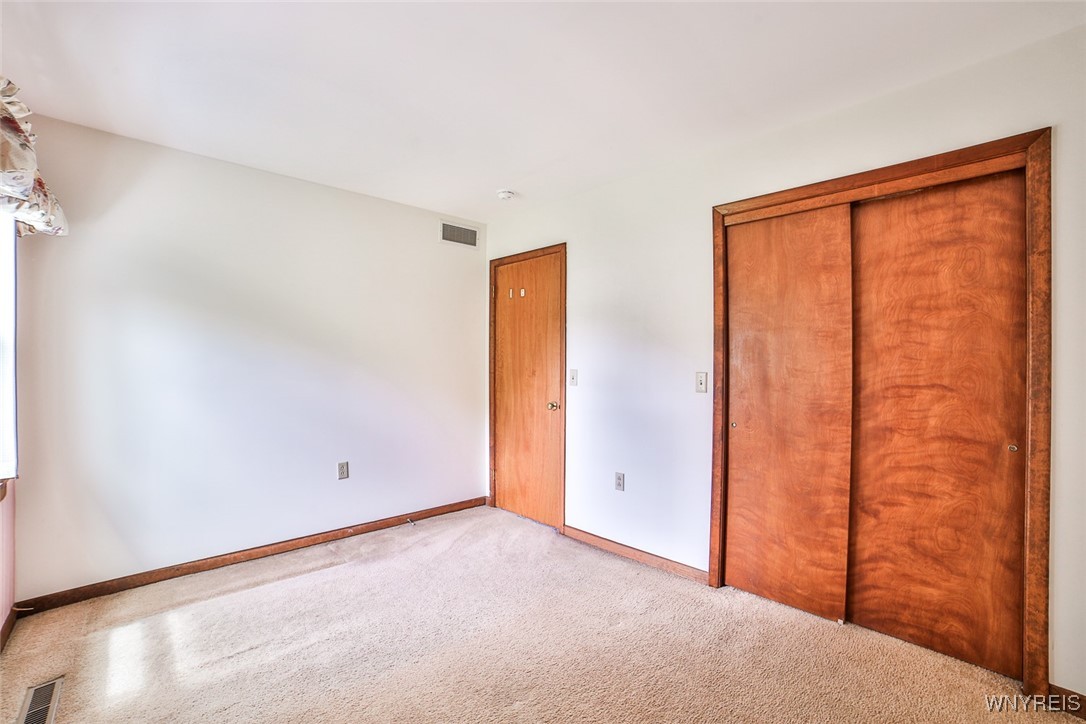 831 Robin Road Amherst, NY 14228 - Photo 30 of 49