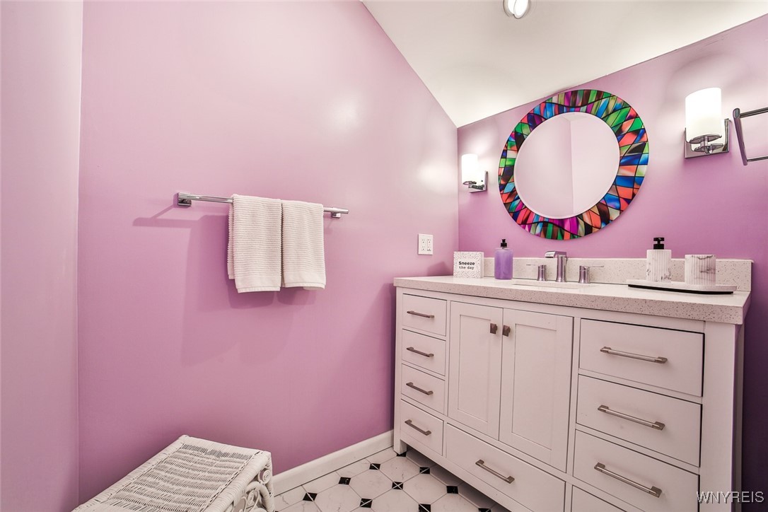 831 Robin Road Amherst, NY 14228 - Photo 37 of 49