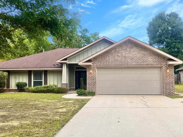 $2,400 | 8431 Ferlon Avenue, Pensacola, FL 32526