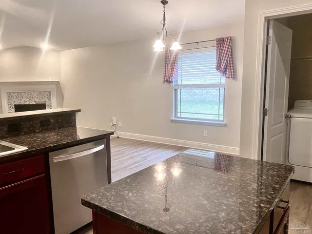 $2,400 | 8431 Ferlon Avenue, Pensacola, FL 32526