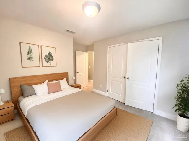 $2,400 | 8431 Ferlon Avenue, Pensacola, FL 32526