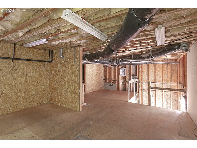 11178 Northwest Leahy Road Portland, OR 97229 - Photo 24 of 29 Gallery Image 24