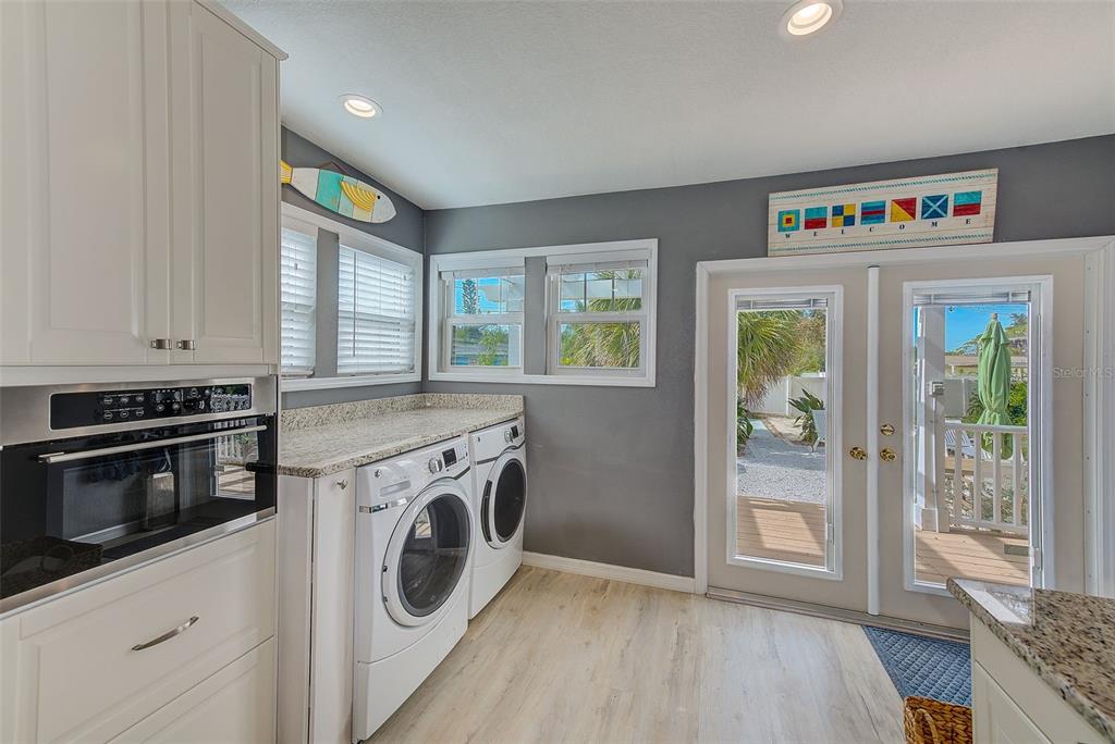 661 Ridge Road Southwest Largo, FL 33770 - Photo 14 of 50 Gallery Image 14