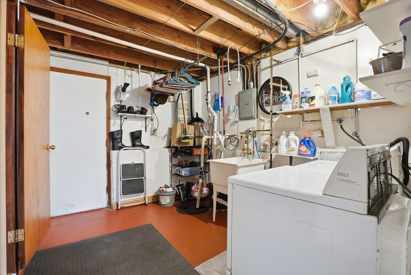 538 West Avenue Elmhurst, IL 60126 - Photo 16 of 22 a utility room with dryer and washer