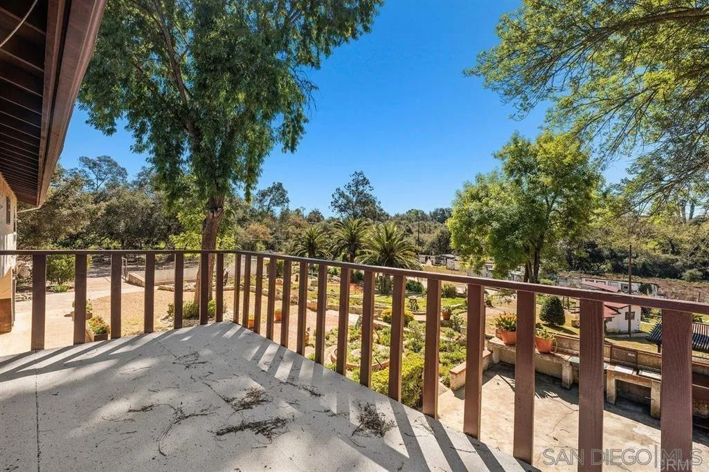 31600 Oak Glen Road Valley Center, CA 92082 - Photo 34 of 57