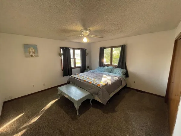 $279,000 | 304 South 69th Highway, Pittsburg, KS 66762