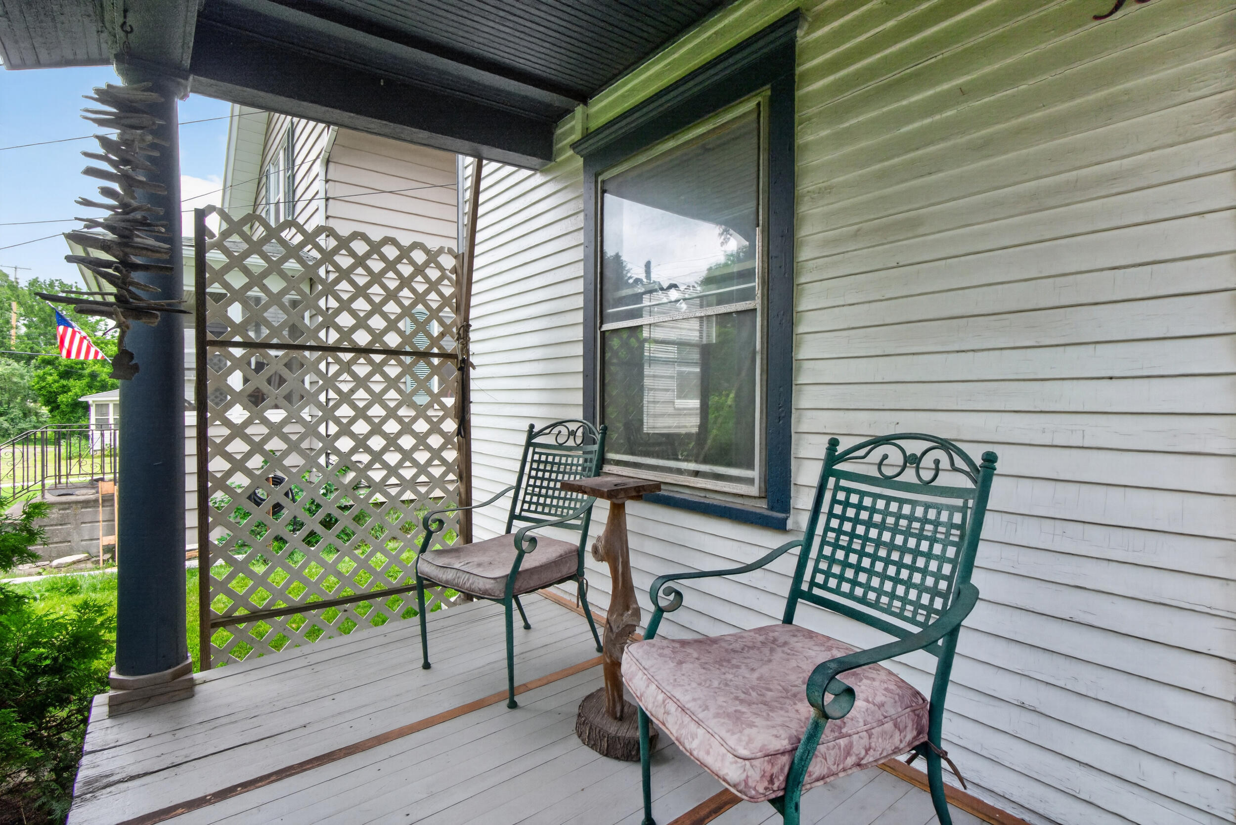 305 Watts Street Jackson, MI 49203 - Photo 4 of 35 305 Watts Street, Jackson, MI 49203