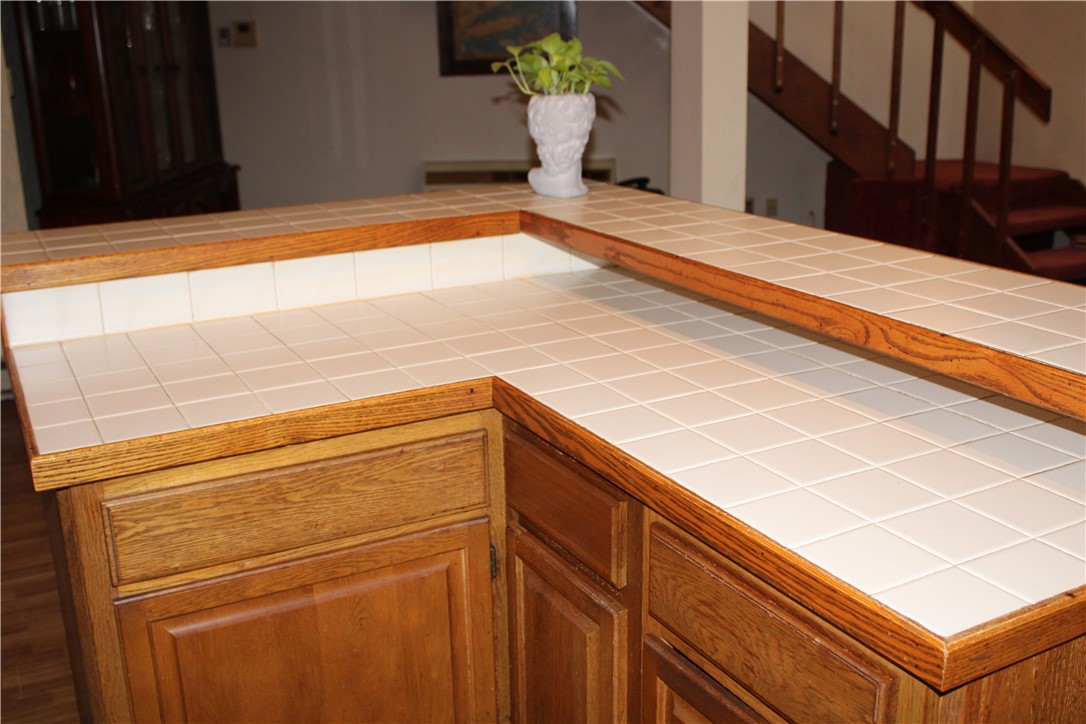 5044 Butler Road Canandaigua Town, NY 14424 - Photo 5 of 45 Kitchen island
