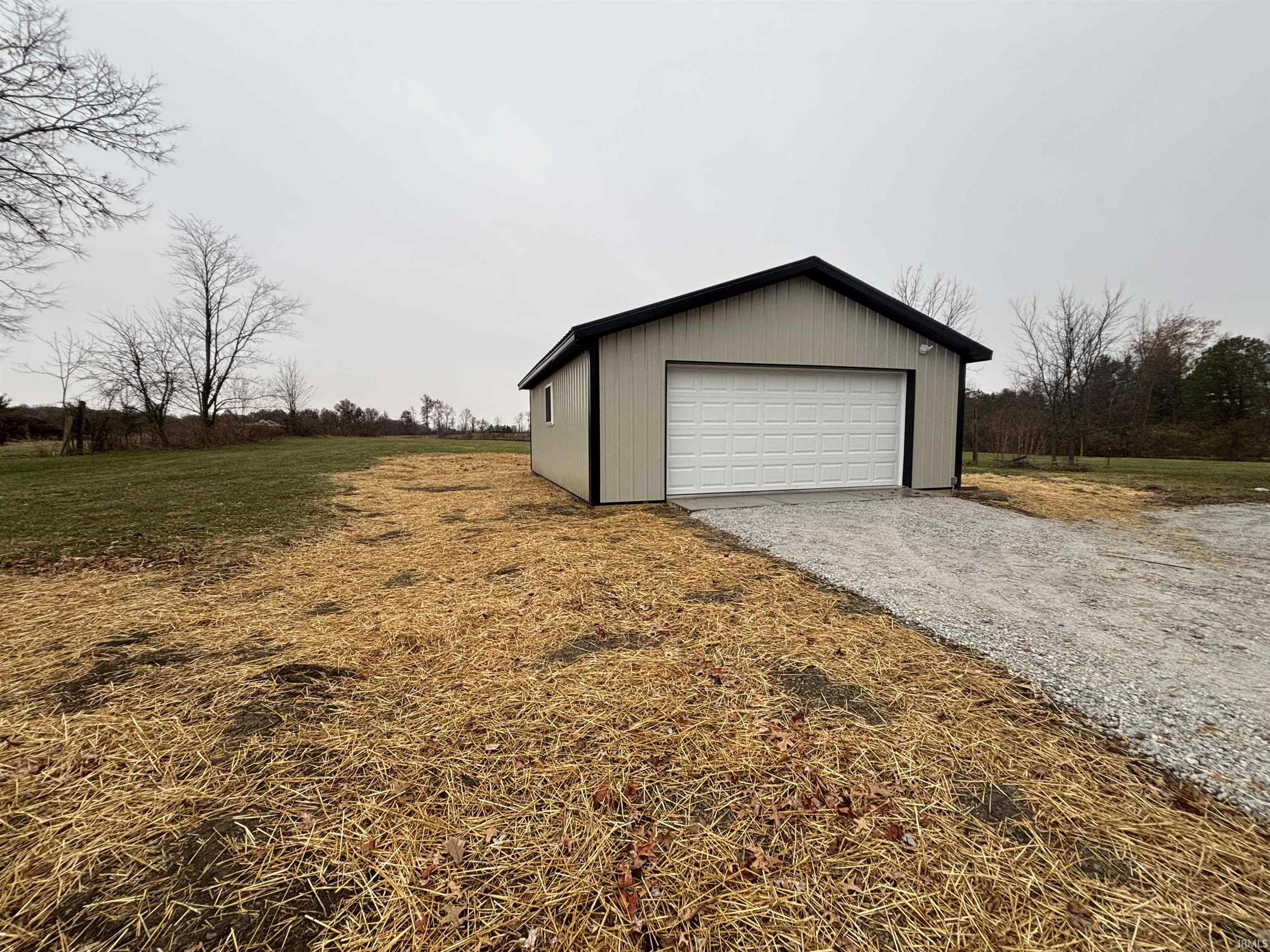 4710 Monroeville Road Fort Wayne, IN 46816 - Photo 8 of 24