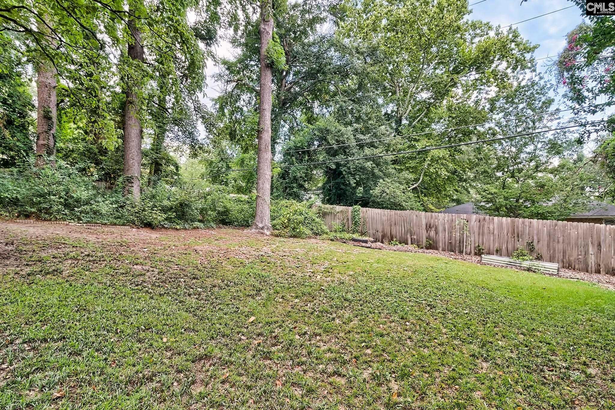 2032 Robin Road Columbia, SC 29204 - Photo 10 of 32 Gallery Image 10