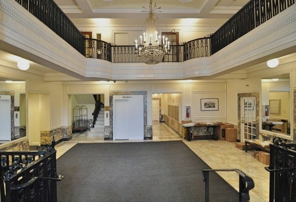 464 Commonwealth Avenue, Unit 44 Boston, MA 02215 - Photo 11 of 15 a view of a dining room with furniture