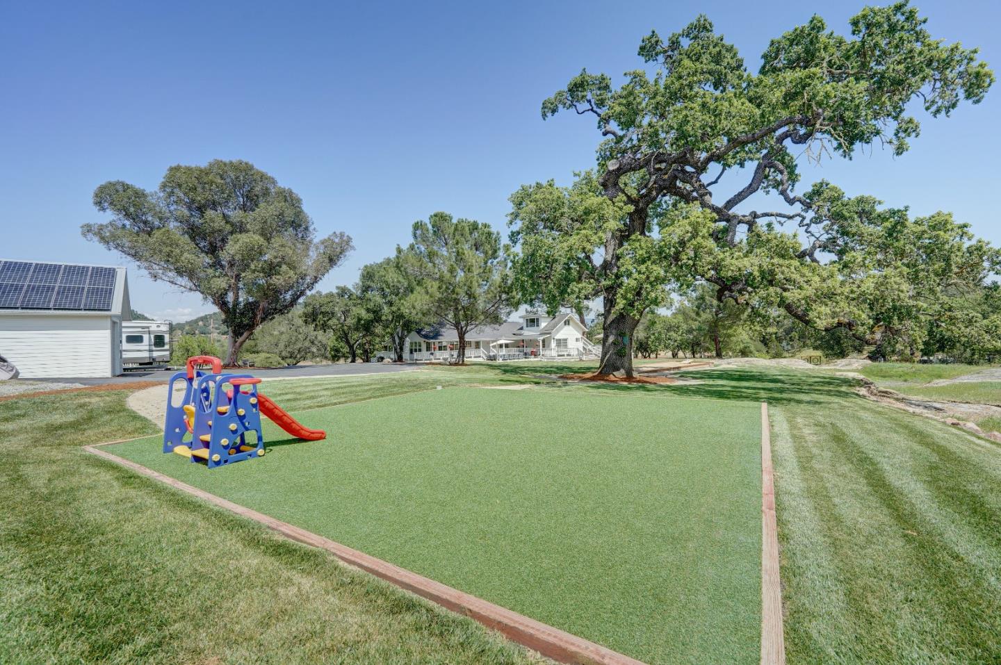 8495 Pharmer Road Gilroy, CA 95020 - Photo 58 of 70