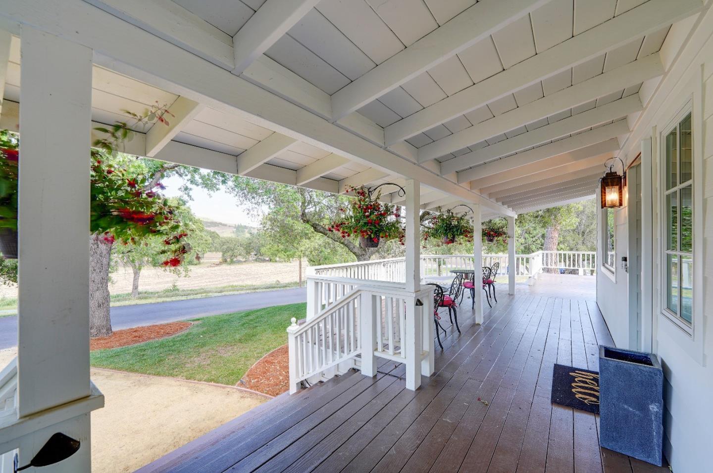 8495 Pharmer Road Gilroy, CA 95020 - Photo 6 of 70