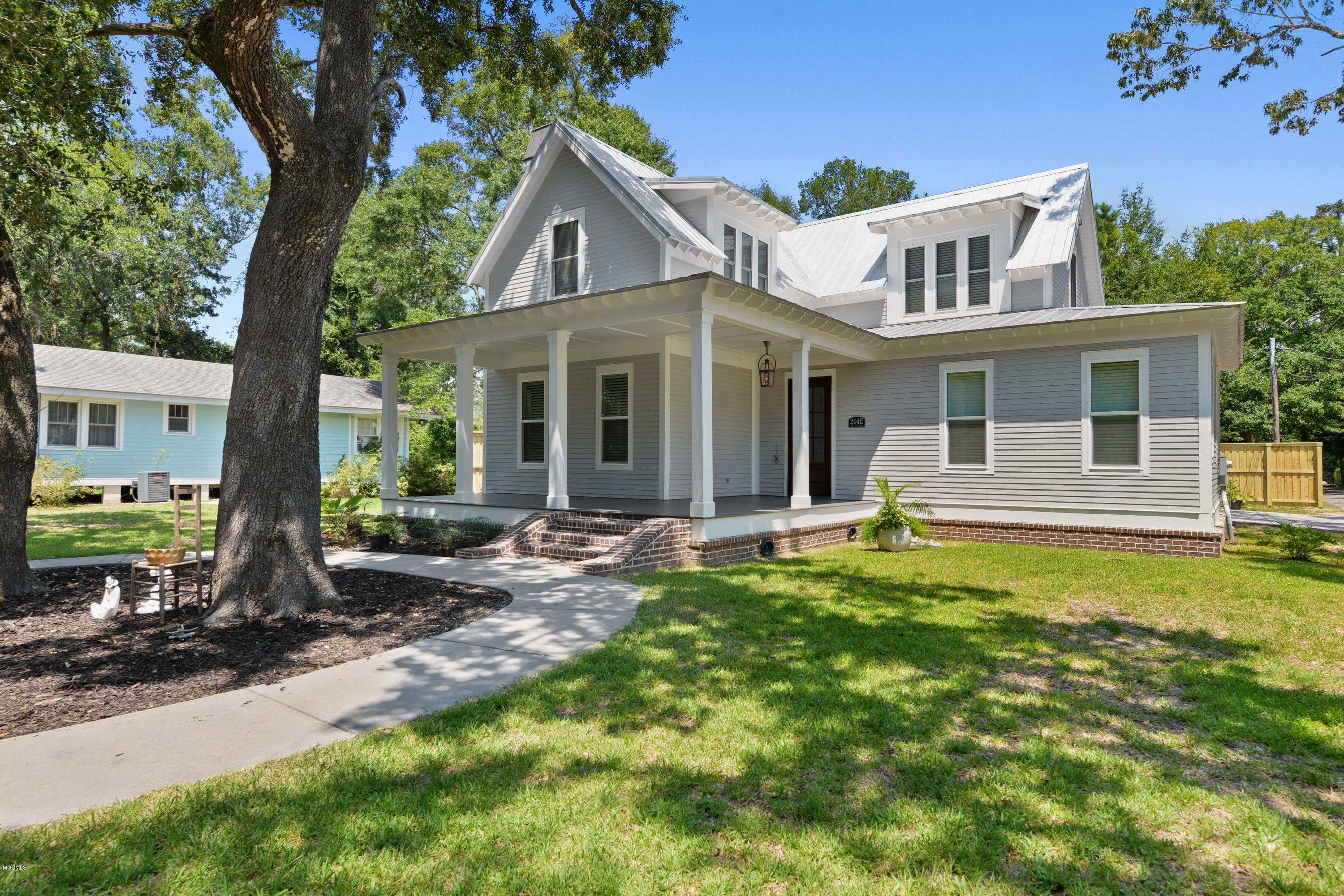 204 E Halstead Road Ocean Springs, MS 39564 - Photo 2 of 34 EXTERIOR FRONT