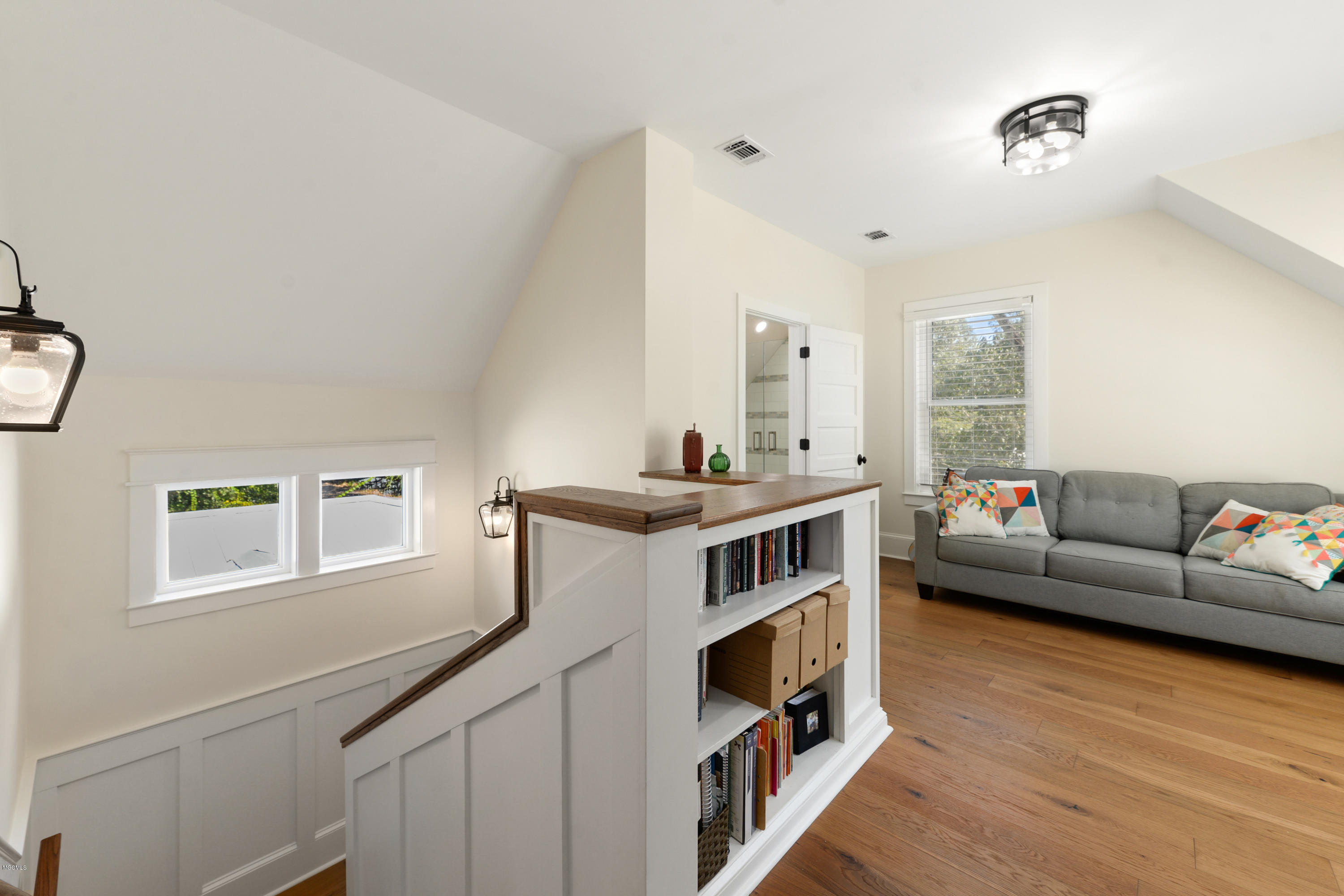 204 E Halstead Road Ocean Springs, MS 39564 - Photo 23 of 34 LOFT AREA ABOVE AT STAIR TOP