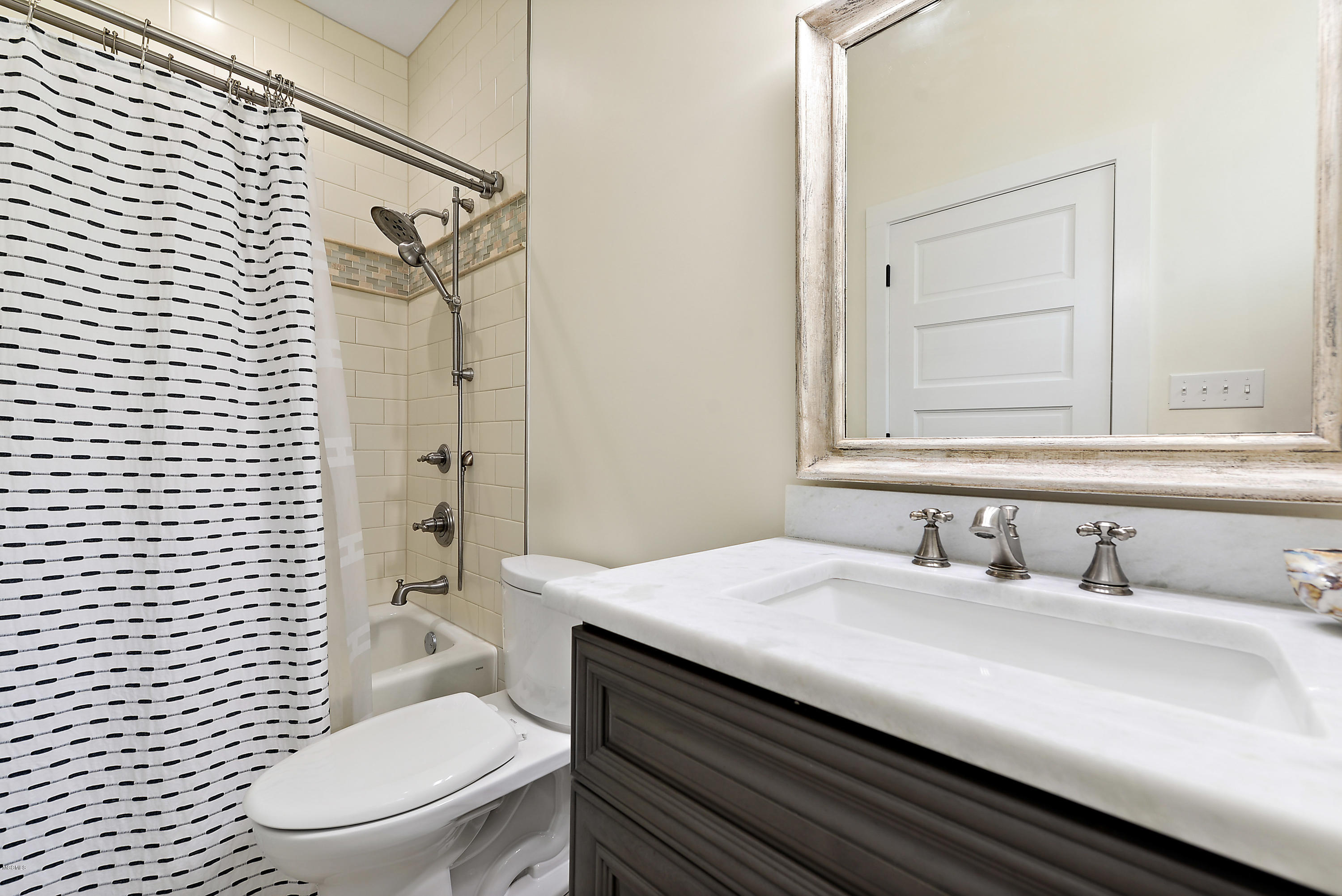 204 E Halstead Road Ocean Springs, MS 39564 - Photo 30 of 34 BEDROOM 3 BATH