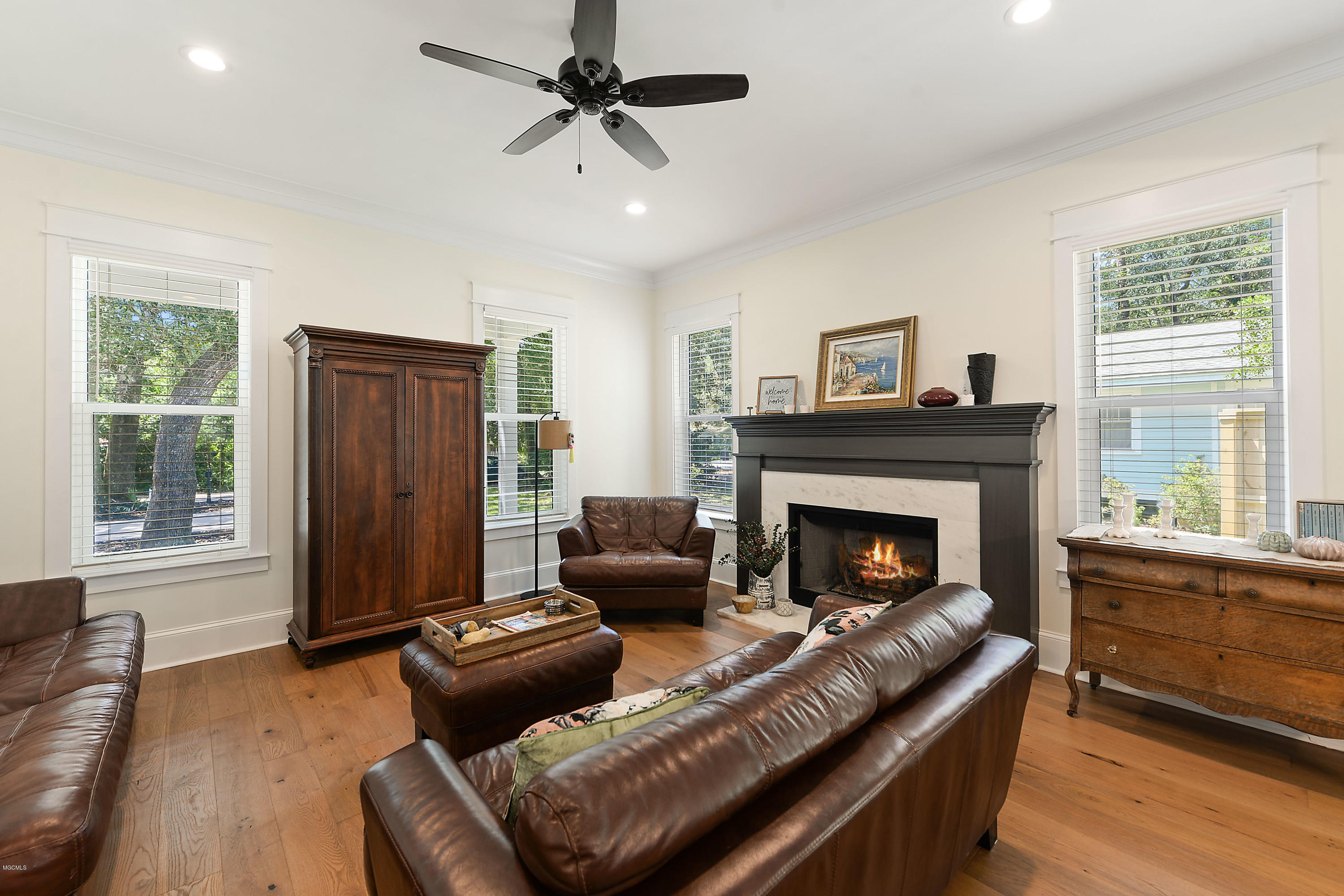 204 E Halstead Road Ocean Springs, MS 39564 - Photo 6 of 34 LIVING WITH GAS FIREPLACE