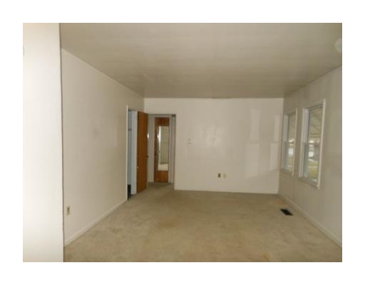2210 South Hadley Road Springfield, OH 45505 - Photo 2 of 9