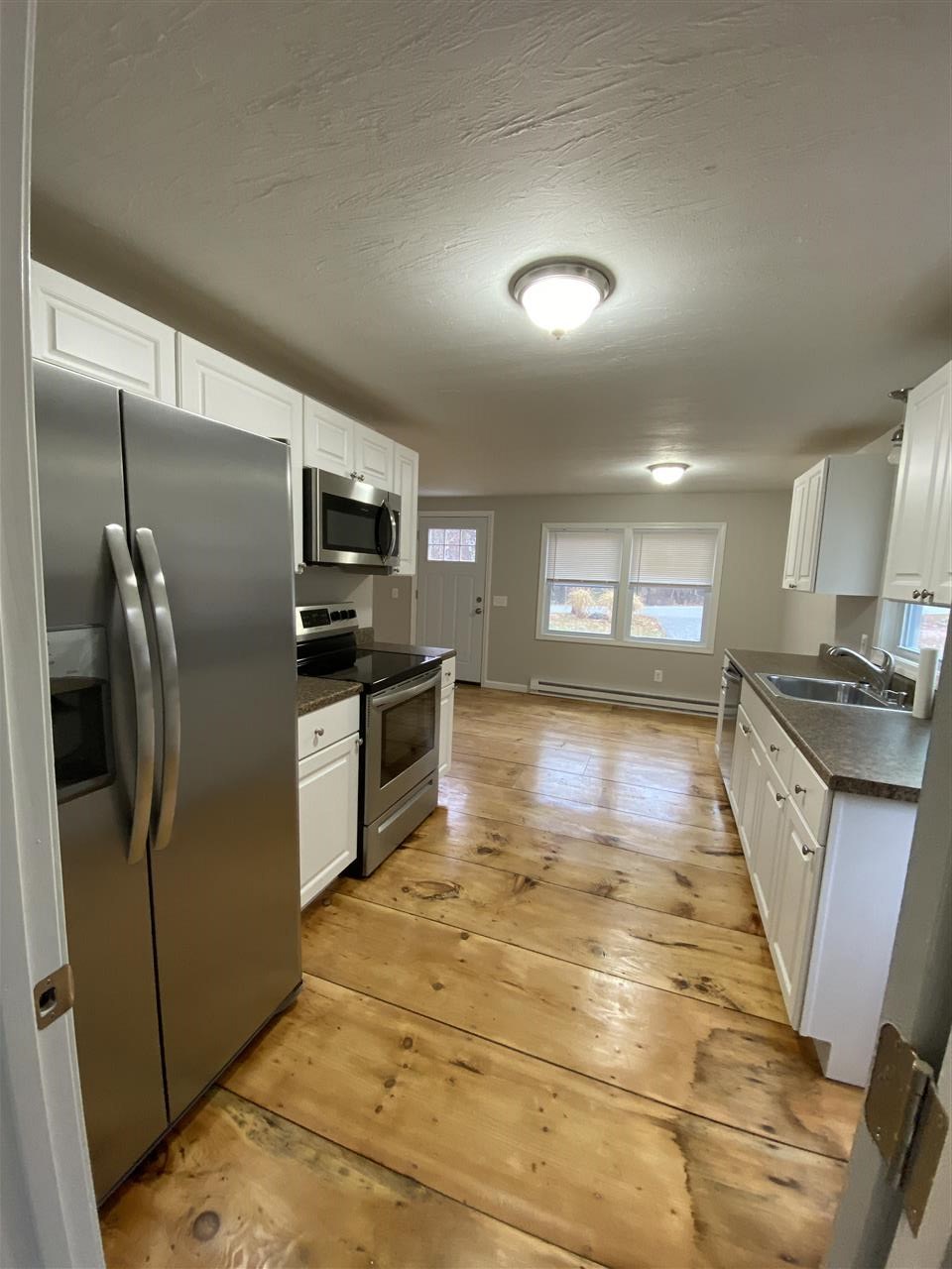 39 Quimby Road Bow, NH 03304 - Photo 5 of 11