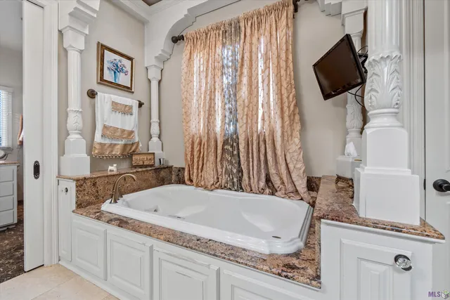 $1,100,000 | 3128 Tradition Avenue, Baton Rouge, LA 70810