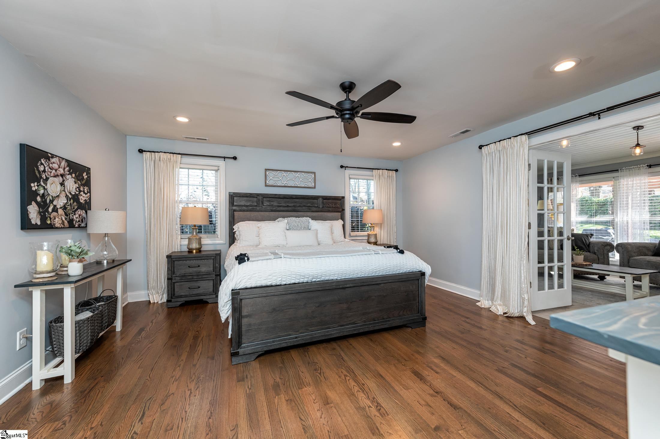 115 Buckingham Road Greenville, SC 29607 - Photo 11 of 27