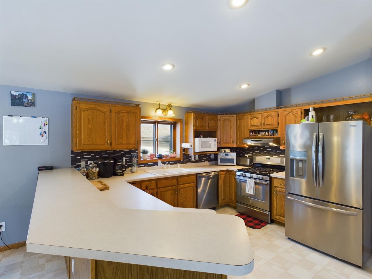 2240 Lee Road Tomahawk, WI 54487 - Photo 5 of 91 Gallery Image 5
