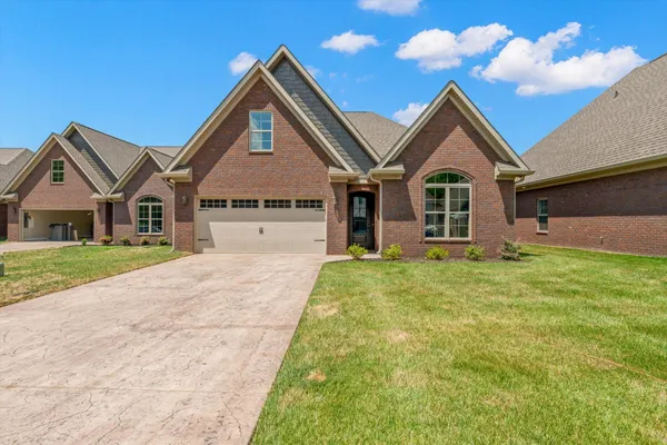 $409,900 | 225 Lake View Point, Englewood, TN 37329