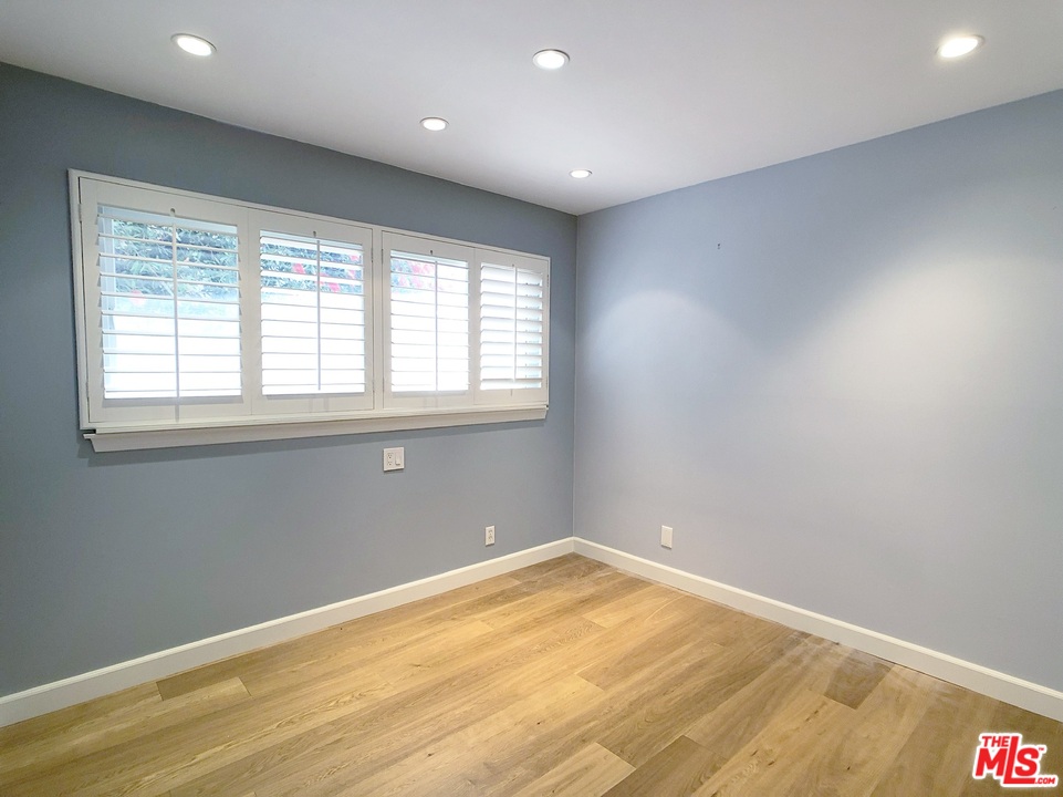 18325 Coastline Drive Malibu, CA 90265 - Photo 14 of 20 an empty room with a window