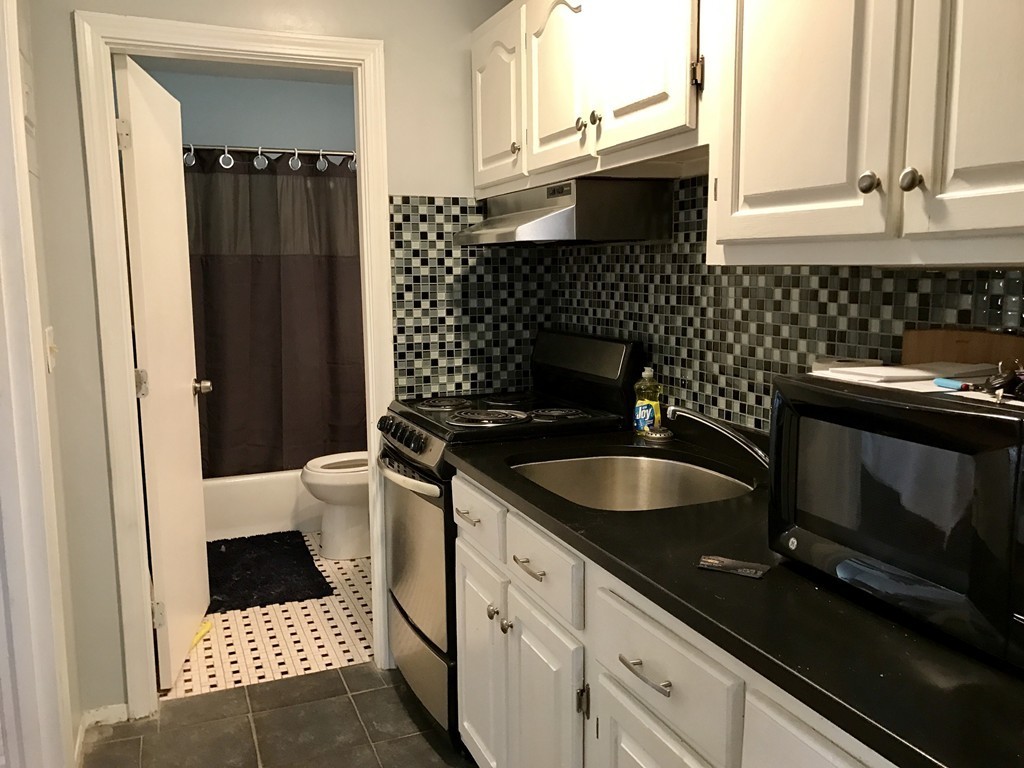 37 Liberty Square Road, Unit C Boxborough, MA 01719 - Photo 3 of 10