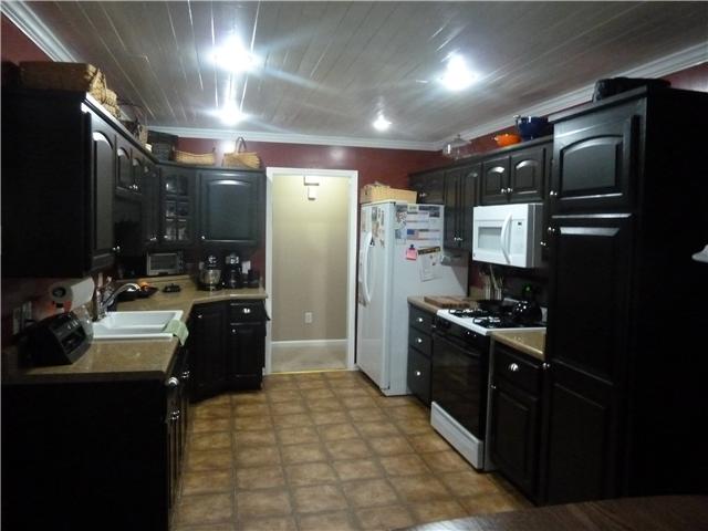 5076 Highpoint Road Pleasant View, TN 37146 - Photo 5 of 13 Gallery Image 5