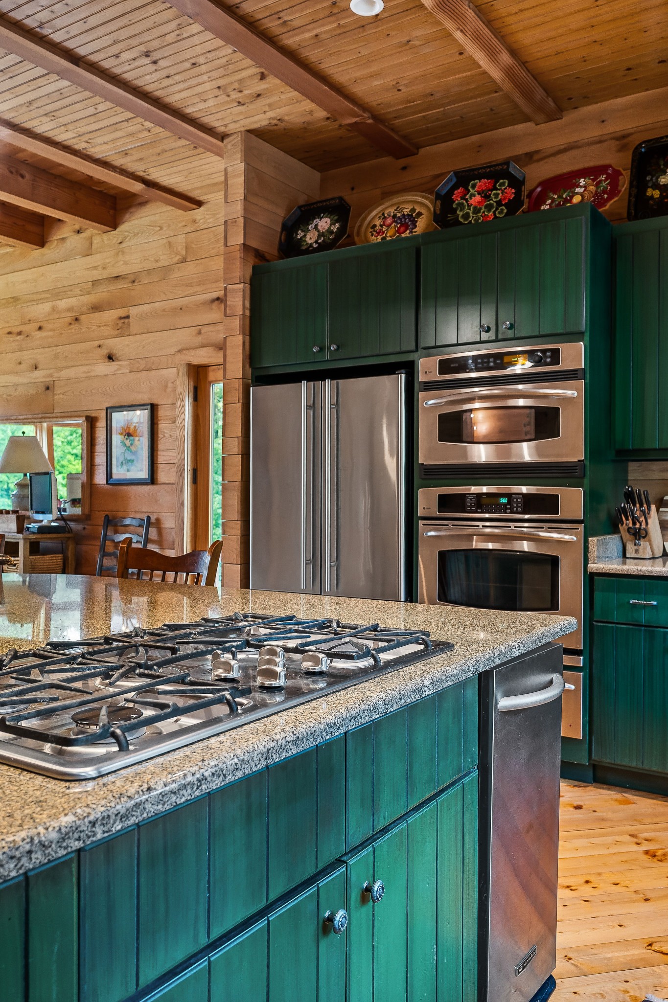 4042 Rocky Ridge Road Doyle, TN 38559 - Photo 33 of 85 a kitchen with kitchen island a sink stove and refrigerator