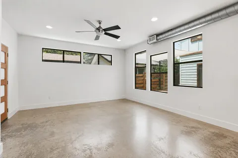 $4,500 | 2704 East 4th Street, Austin, TX 78702