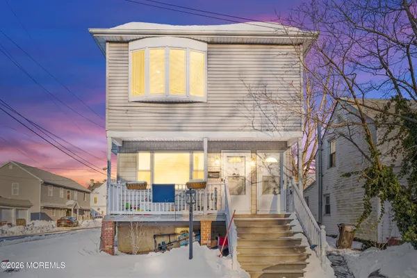 $899,999 | 9 Kearney Street, Keyport, NJ 07735
