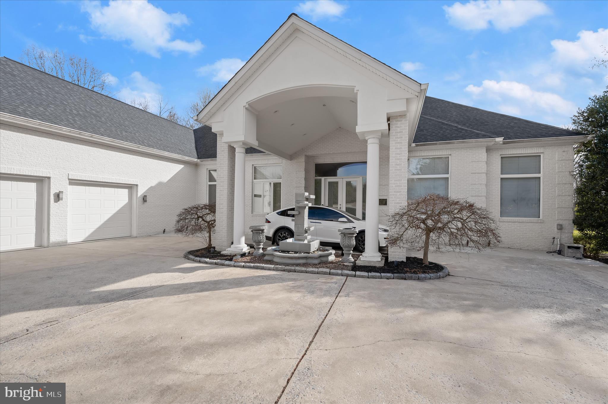 11678 Frederick Road Ellicott City, MD 21042 - Photo 8 of 118 Porte Cochere