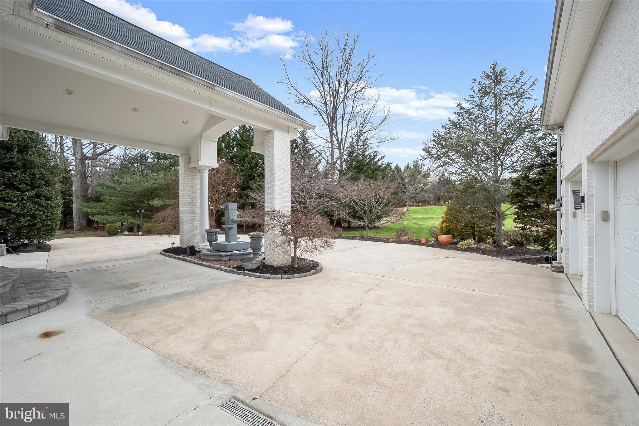 11678 Frederick Road Ellicott City, MD 21042 - Photo 9 of 118 Porte Cochere