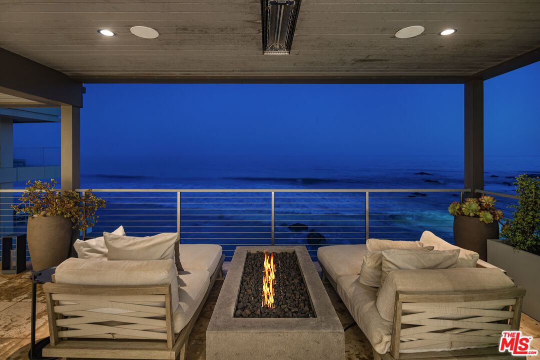 31504 Victoria Point Road Malibu, CA 90265 - Photo 23 of 28