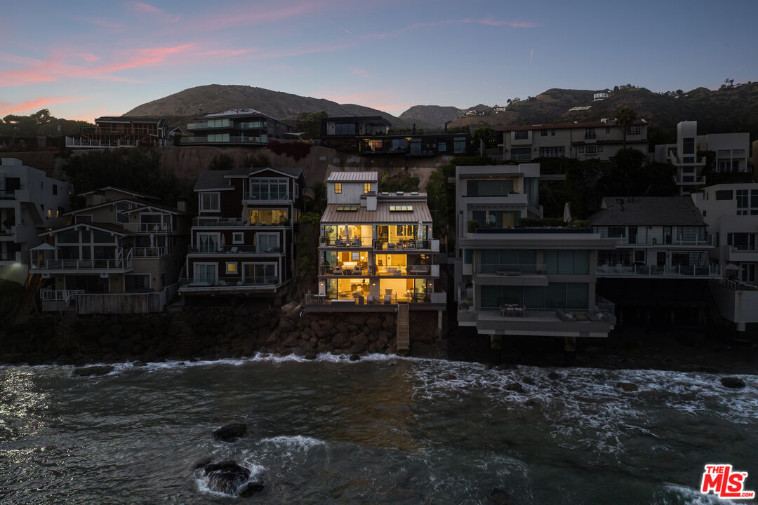31504 Victoria Point Road Malibu, CA 90265 - Photo 27 of 28