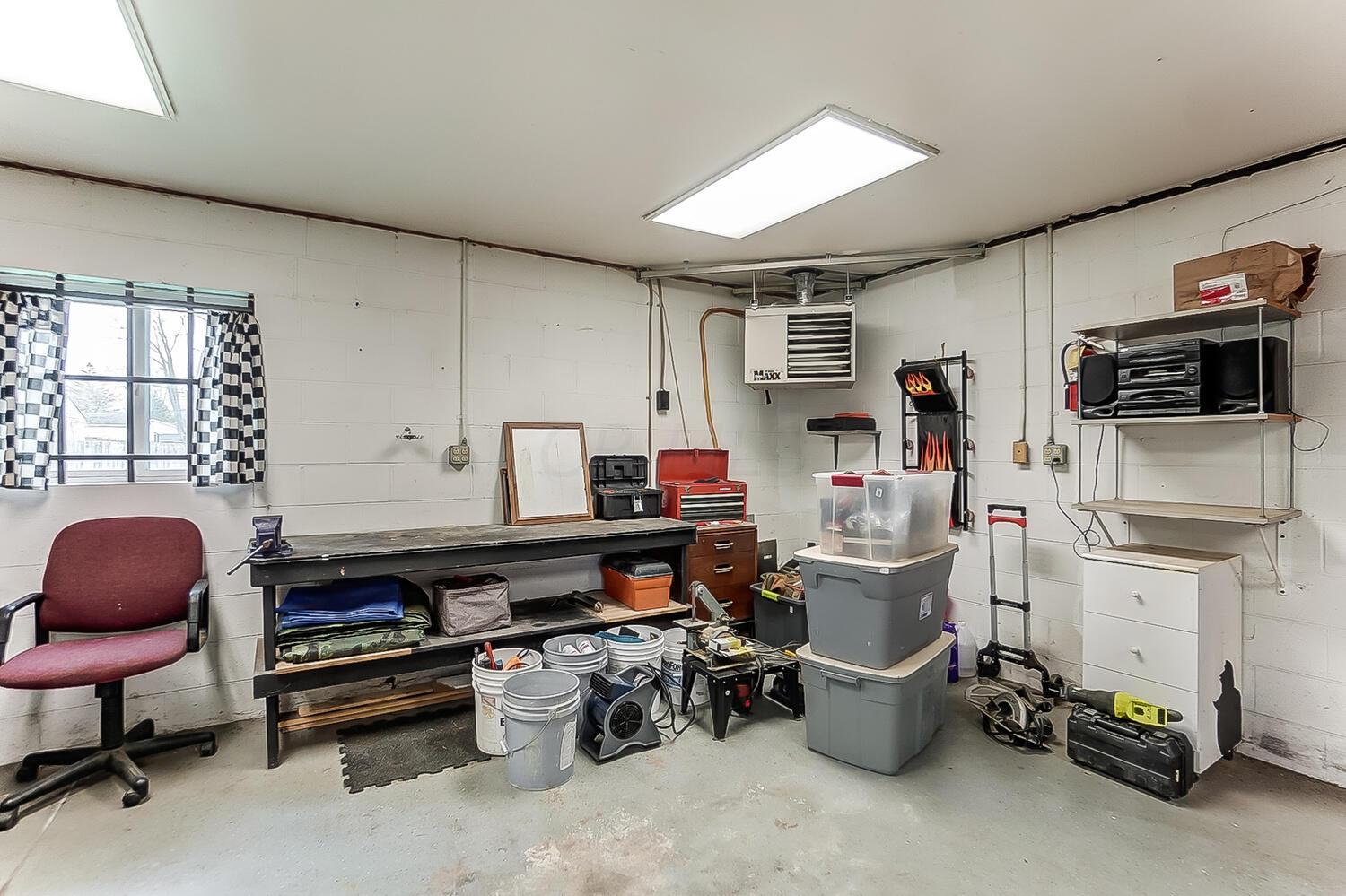1635 Sale Road Columbus, OH 43224 - Photo 52 of 55 Heated Garage!