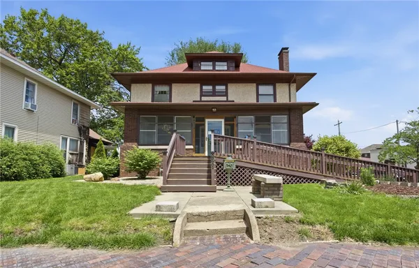 $229,500 | 1300 Lafayette Avenue, Mattoon, IL 61938