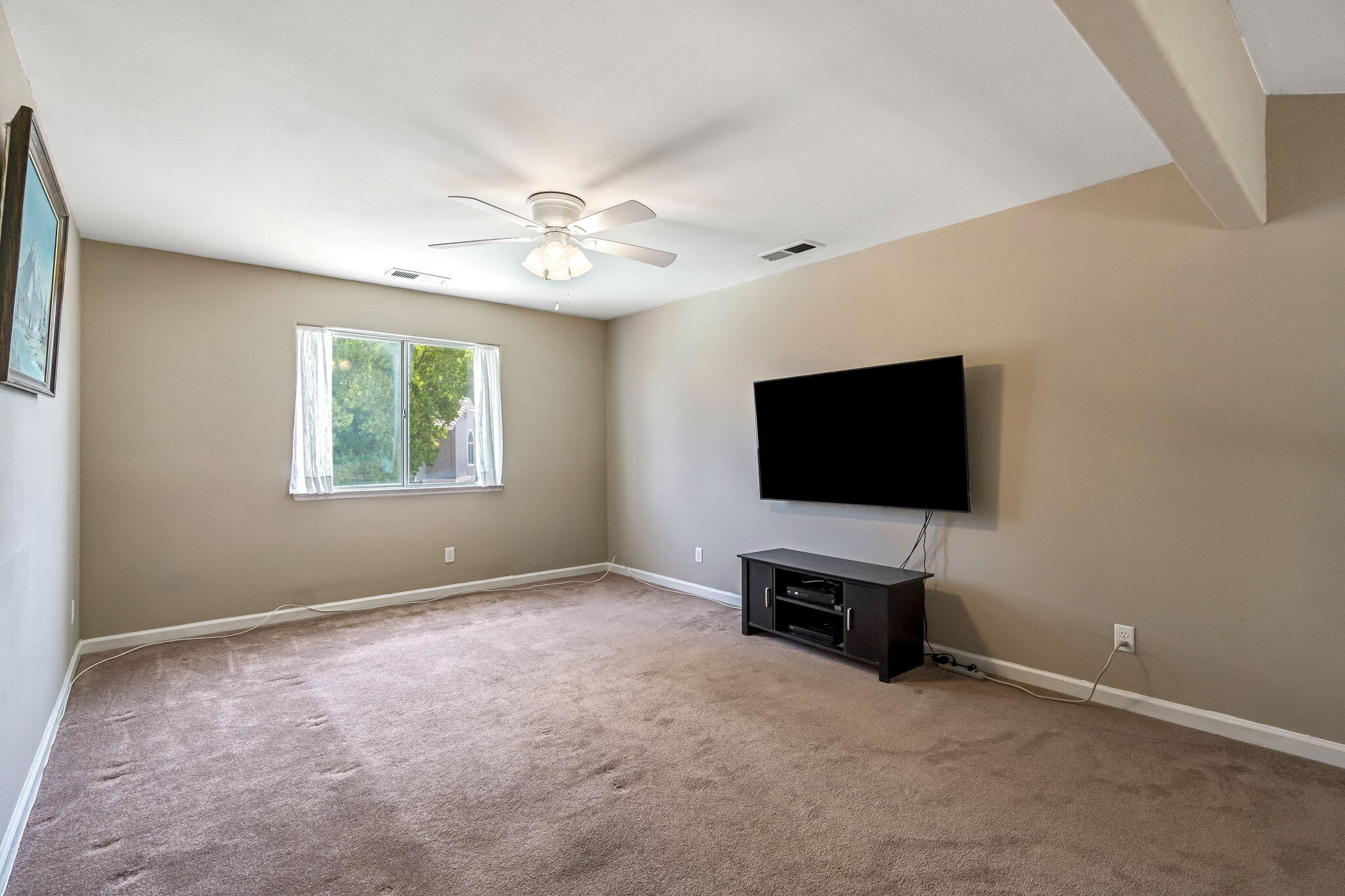 717 East Spring Lane Lemoore, CA 93245 - Photo 19 of 40