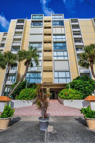 $2,650 | 800 South Gulfview Boulevard, Unit 906, Clearwater, FL 33767