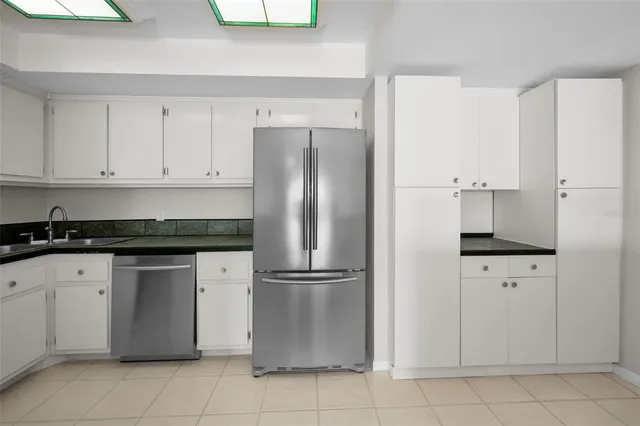 $2,650 | 800 South Gulfview Boulevard, Unit 906, Clearwater, FL 33767