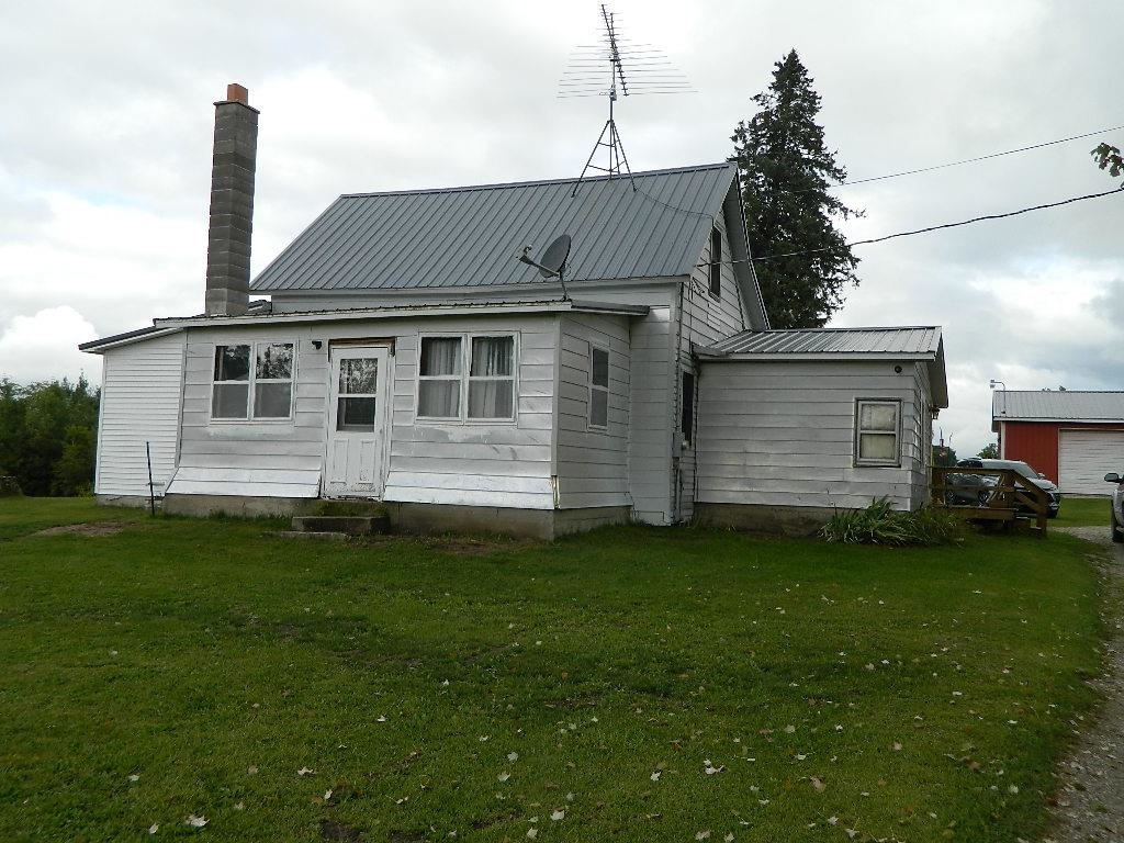 1816 Eisenhower Road Blanchard, MI 49310 - Photo 1 of 23