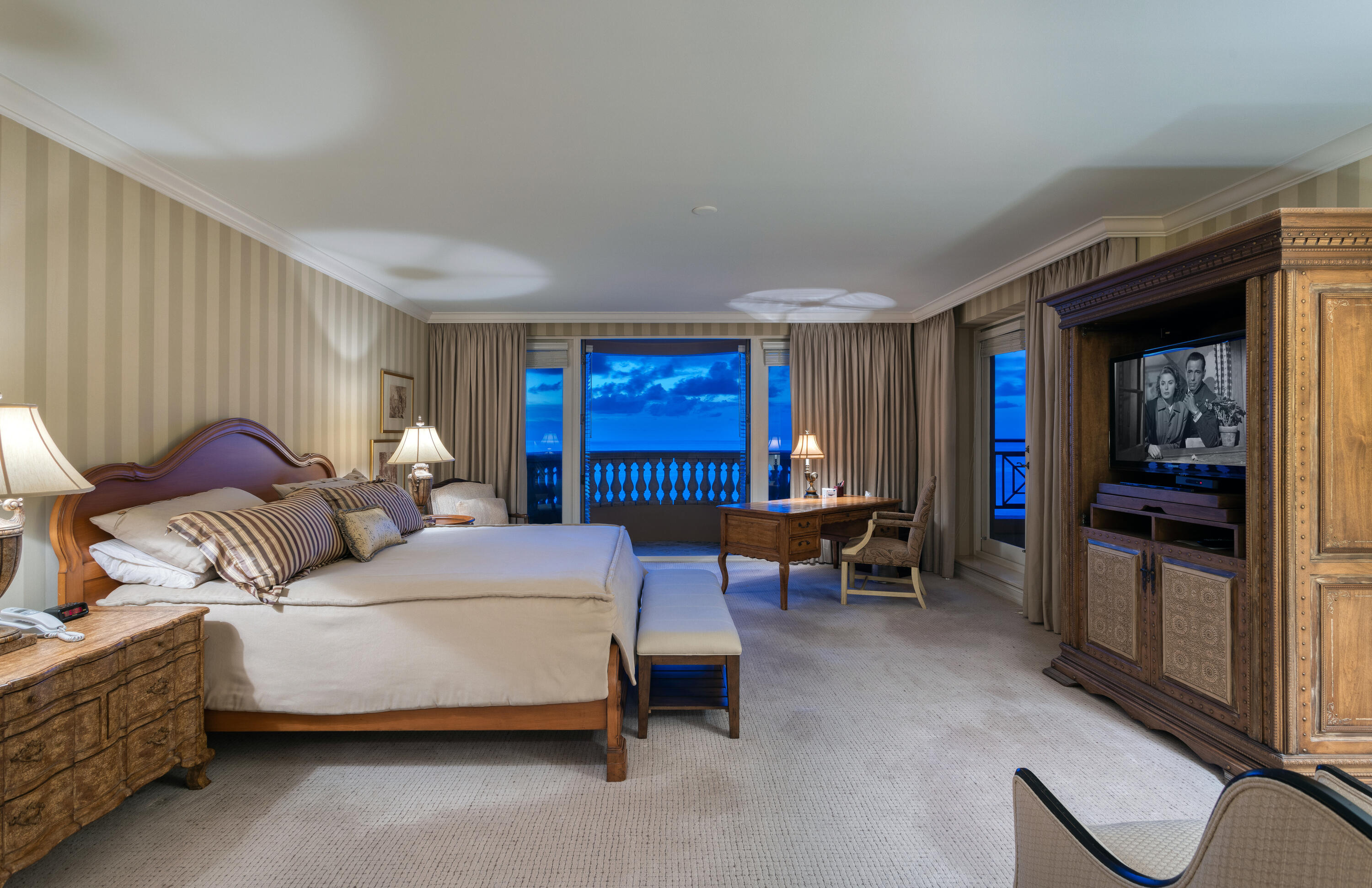 400 South Ocean Boulevard, Unit R14 Boca Raton, FL 33432 - Photo 16 of 29 OCEANFRONT MASTER BEDROOM