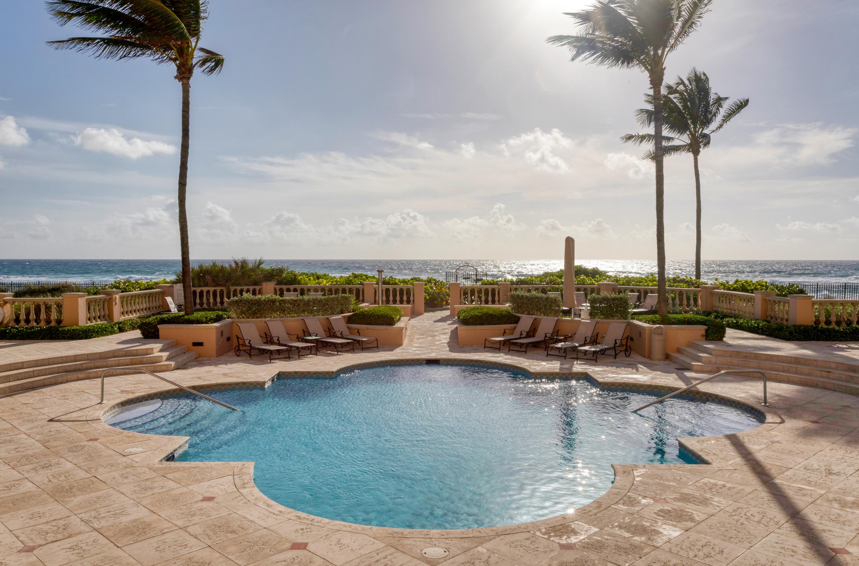 400 South Ocean Boulevard, Unit R14 Boca Raton, FL 33432 - Photo 26 of 29 POOL TO OCEAN VIEW