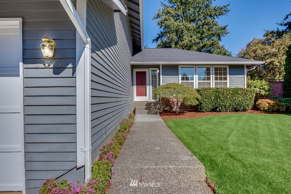 3327 208th Place Southeast Bothell, WA 98021 - Photo 2 of 22