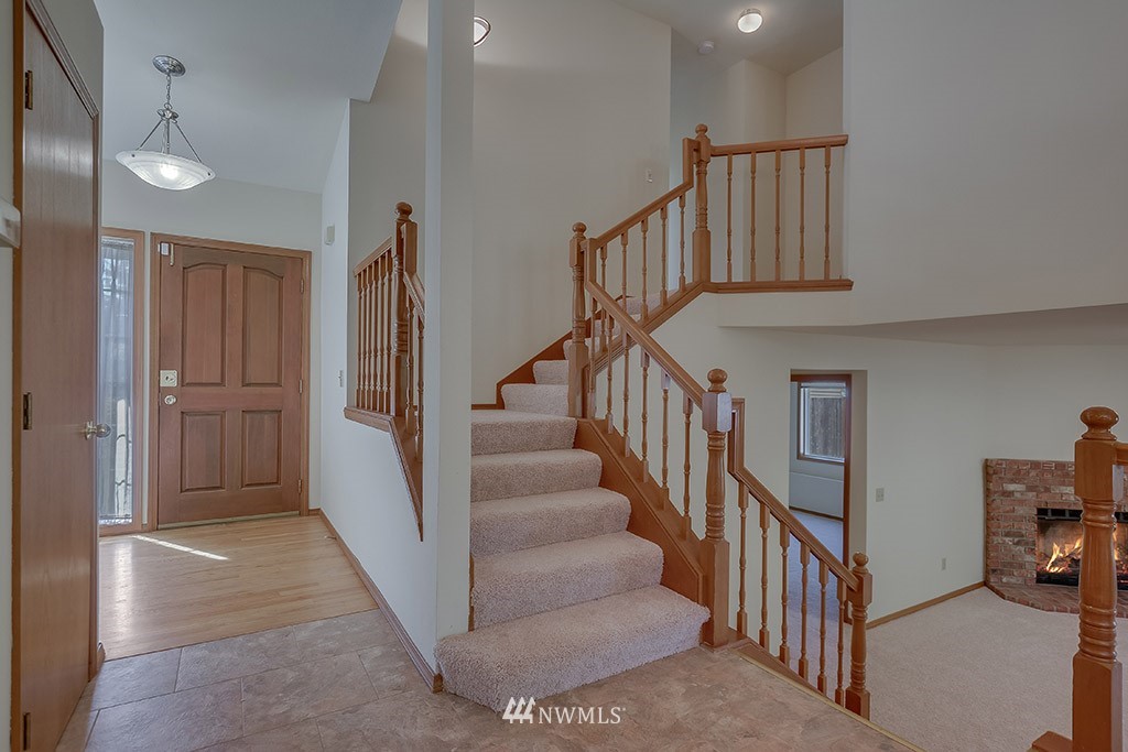 3327 208th Place Southeast Bothell, WA 98021 - Photo 3 of 22