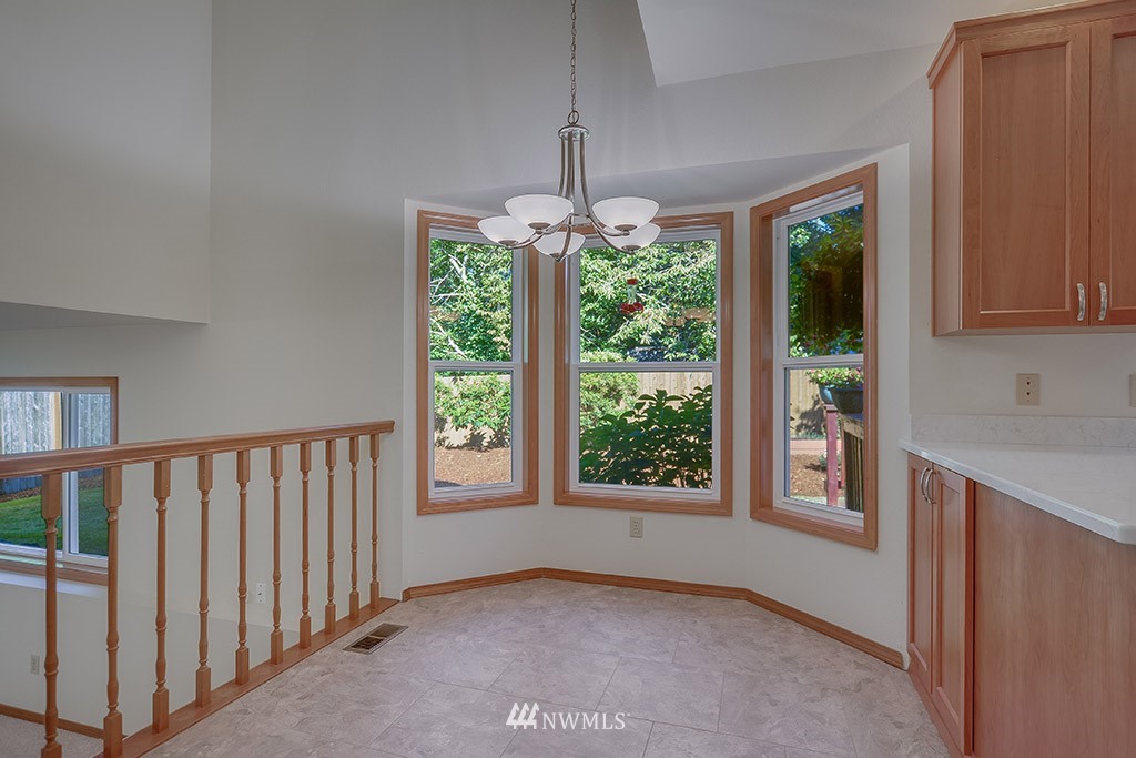 3327 208th Place Southeast Bothell, WA 98021 - Photo 10 of 22