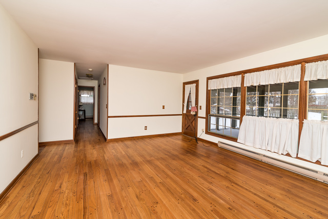 248 Wheeler Road Sugar Grove, IL 60554 - Photo 6 of 25 Gallery Image 6